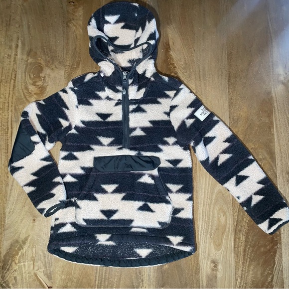 The North Face Campshire Aztec Hoodie - Picture 2 of 13